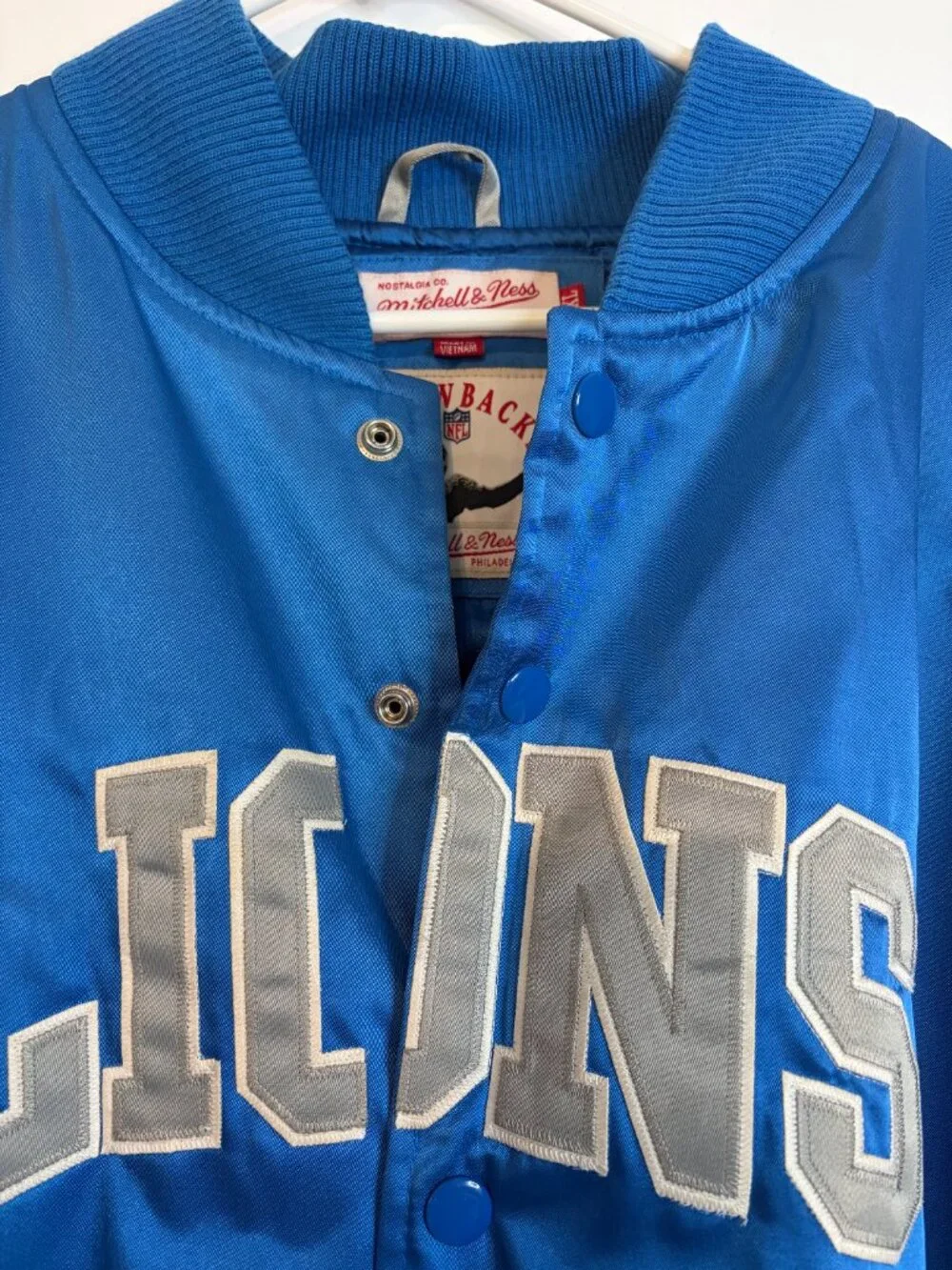 Mitchell & Ness Detroit Lions Satin Full-Snap Bomber Jacket